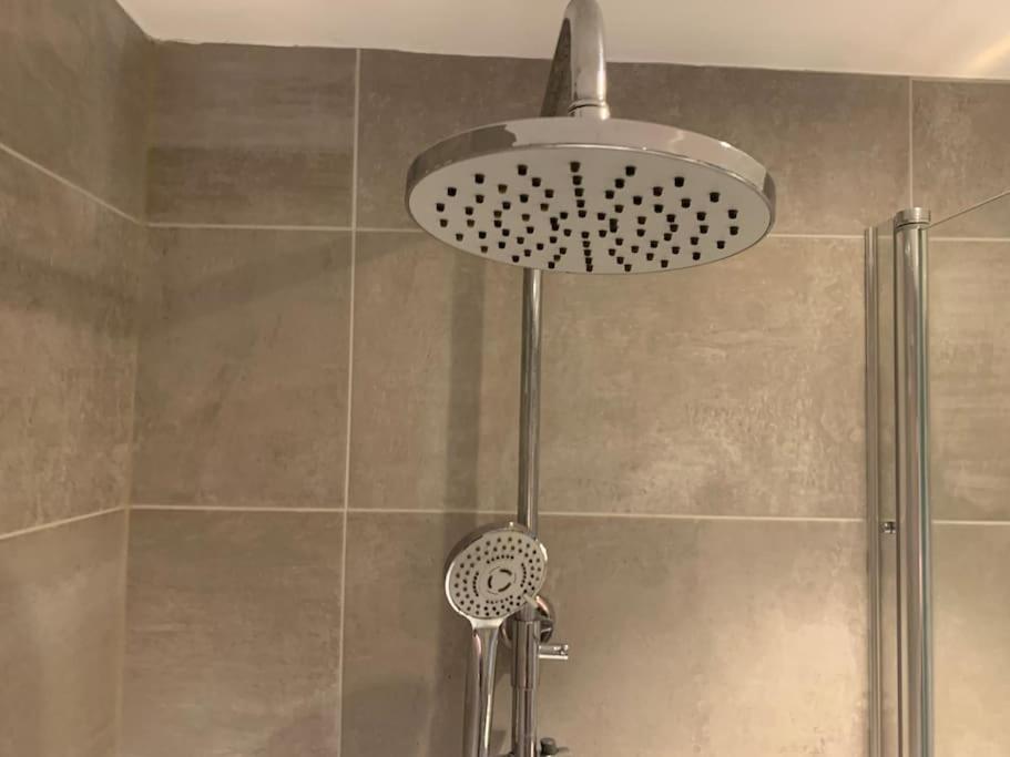 Fantastic Large 2 X Bedroom Flat, Free Parking Sale Buitenkant foto