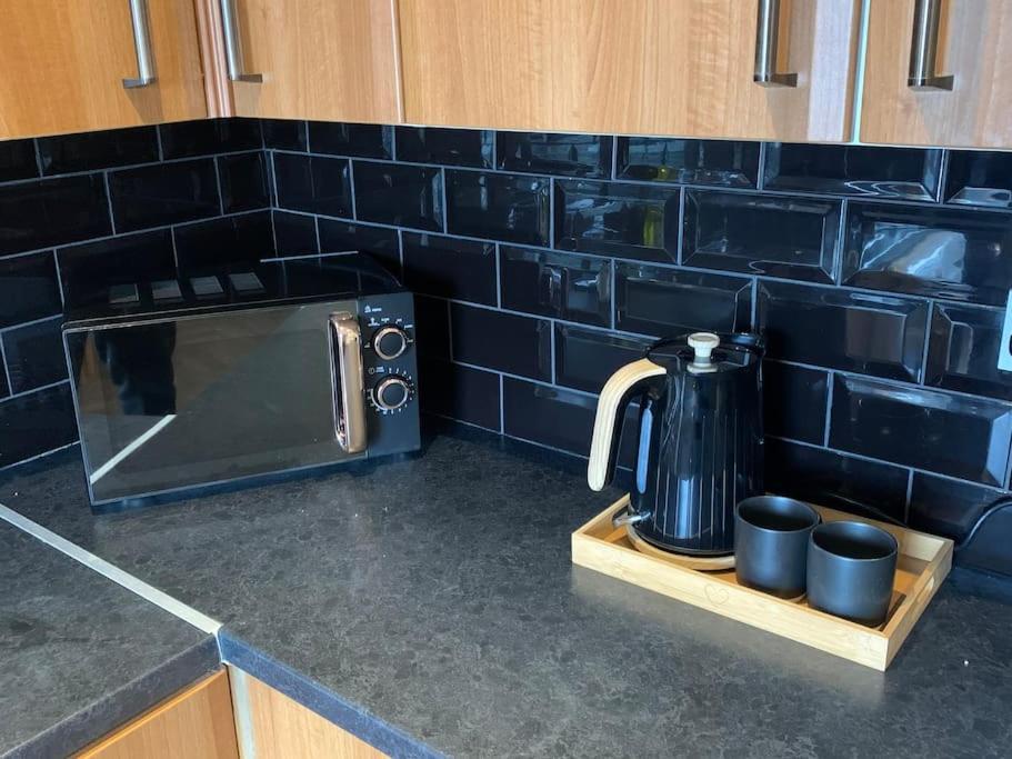 Fantastic Large 2 X Bedroom Flat, Free Parking Sale Buitenkant foto