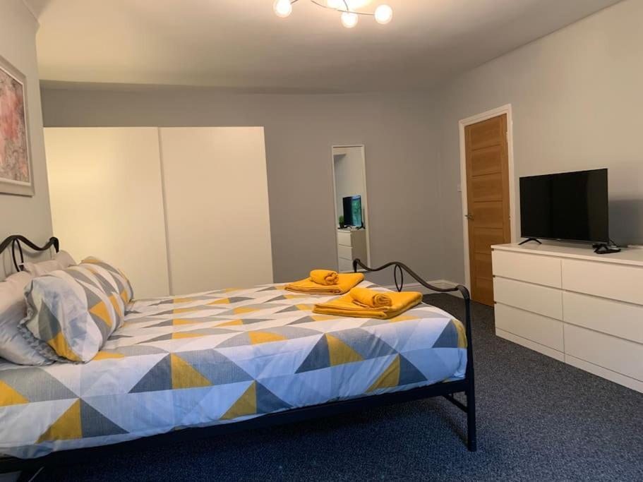 Fantastic Large 2 X Bedroom Flat, Free Parking Sale Buitenkant foto